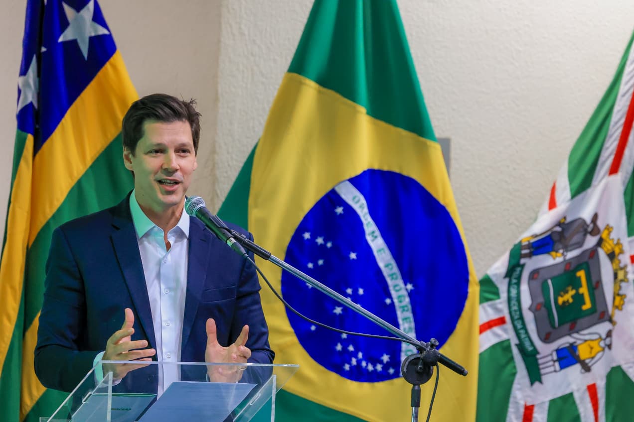 Daniel Vilela entrega 500º título do Regulariza Campo a produtores rurais