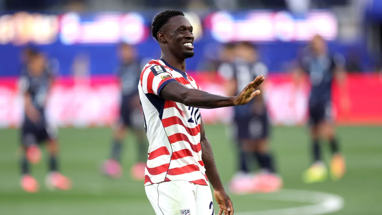 Estados Unidos dão show no primeiro tempo e goleiam Paraguai por 4 a 1 na estreia da Copa do Mundo