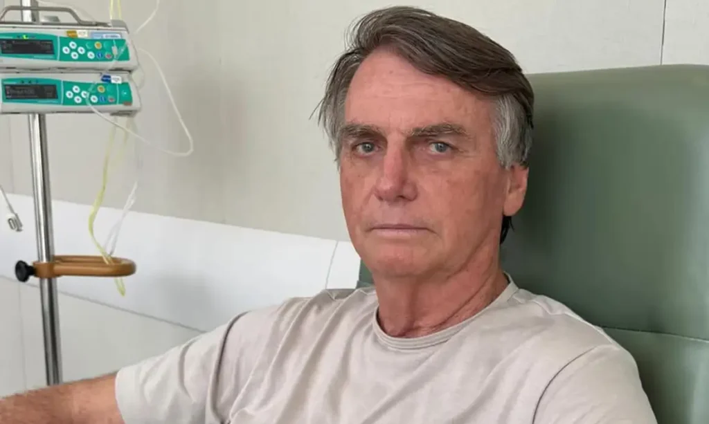 Jair Bolsonaro apresenta aumento de crises de soluço no 35º dia de pós-operatório