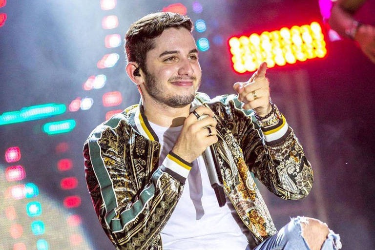 Deputado destinou emendas usadas em shows de artista do qual é sócio