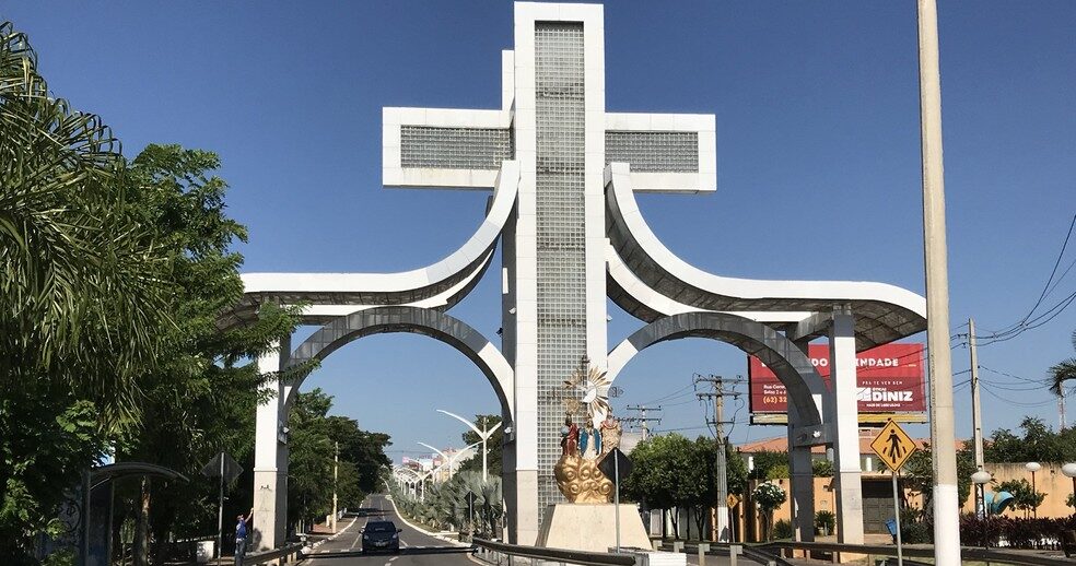 Entenda como nasceu a Romaria de Trindade e a tradição do Divino Pai Eterno em Goiás