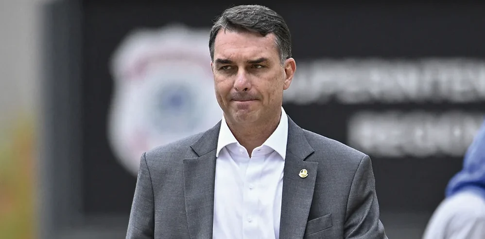42% atribuem a Flávio Bolsonaro responsabilidade por tarifa dos EUA, aponta BTG/NexuS