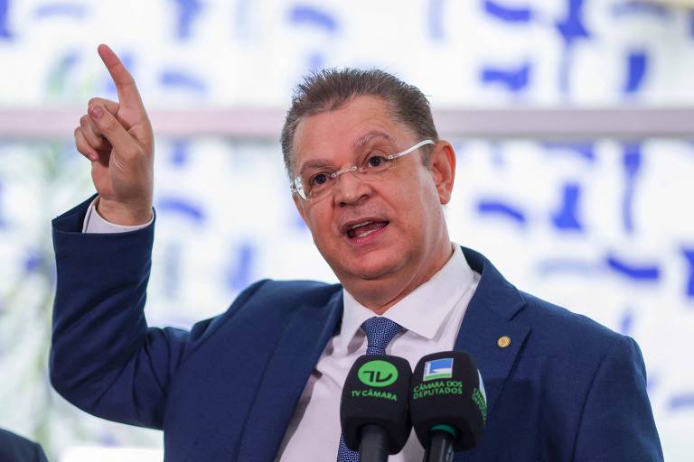 PF mira entorno de Sóstenes Cavalcante em nova fase da Operação Rent a Car