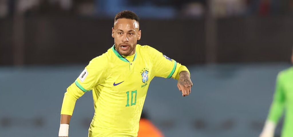 Neymar anuncia aposentadoria da Seleção Brasileira após quatro Copas do Mundo