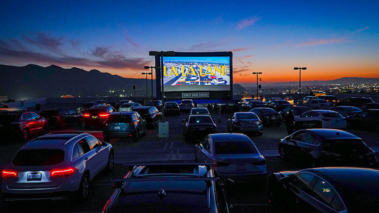 Drive-in gratuito com filmes começa nesta sexta-feira (31/07) no Parque Mutirama em Goiânia
