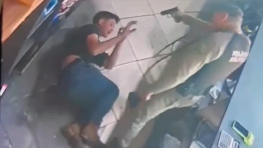 Sargento da PM que agrediu e ameaçou adolescente em Catalão é transferido para presídio militar