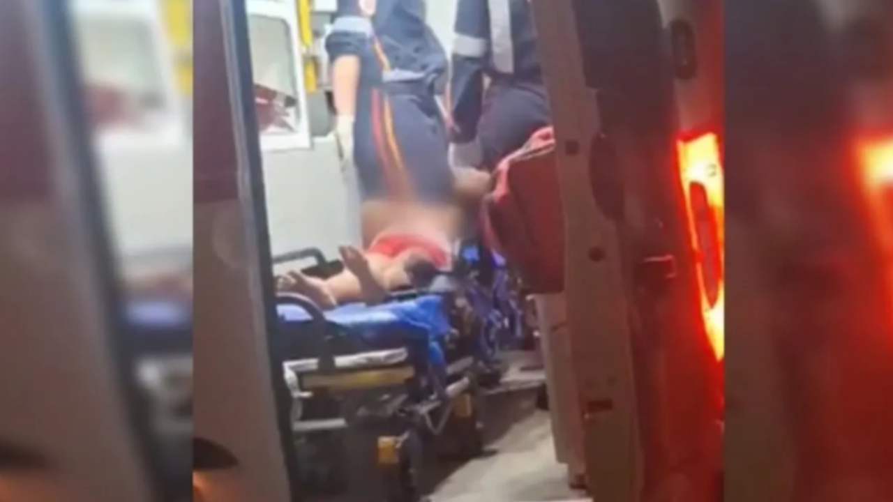 Acusada de invadir residência e atropelar adolescentes segue presa por decisão judicial