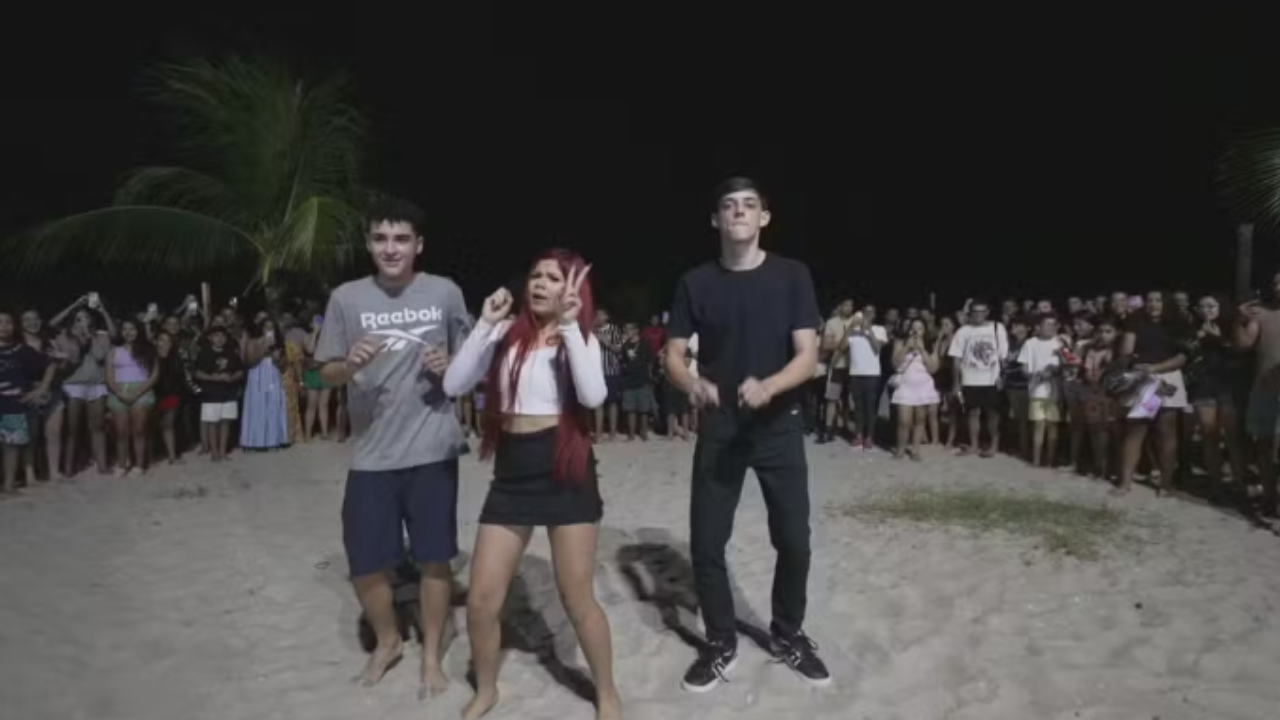 Jovem vence 1º campeonato de 'farmar aura' e viraliza em interior; assista ao vídeo