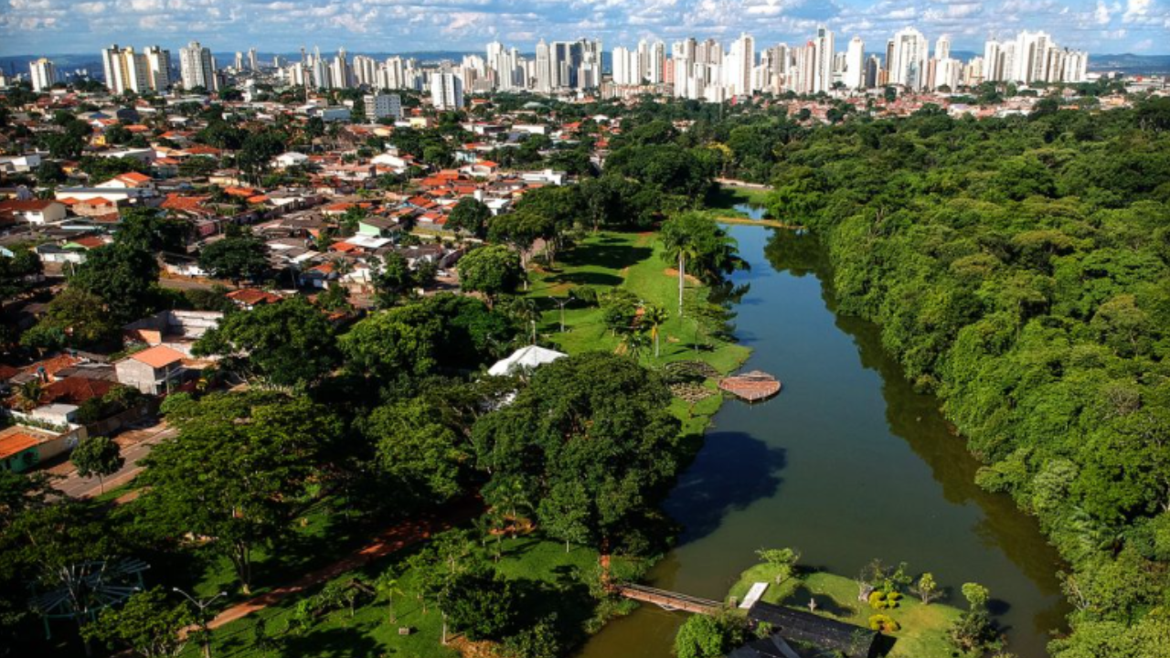 Goiânia planeja 16 km de corredores verdes para conectar parques e ampliar combate às enchentes