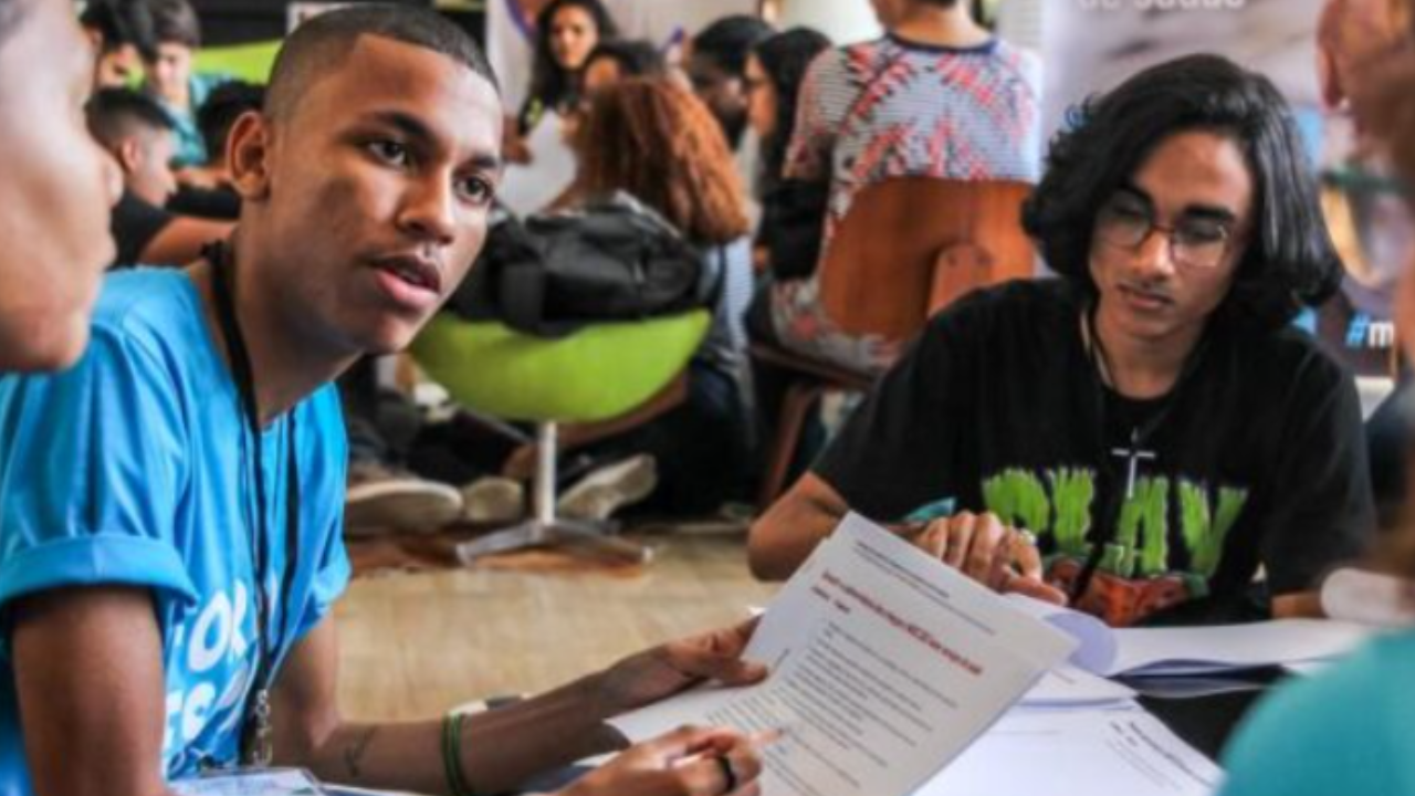 Jovens de Anápolis que buscam primeiro emprego passam a integrar Banco de Talentos após feirão