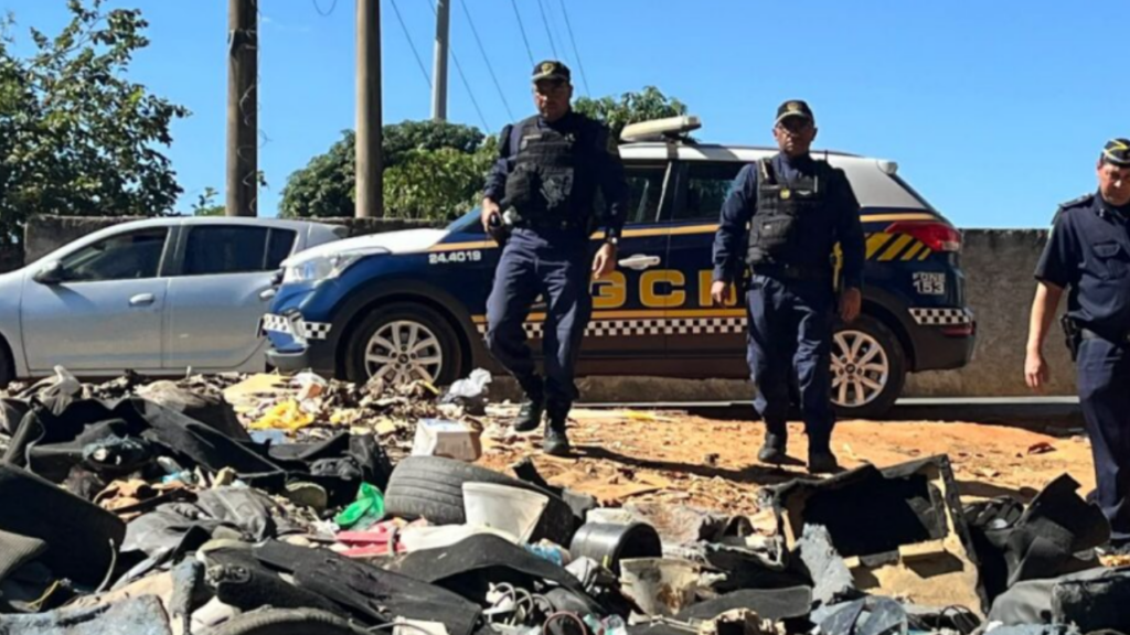 Dono de lava-jato recebe multa de R$ 5 mil após descarte irregular de lixo em Goiânia