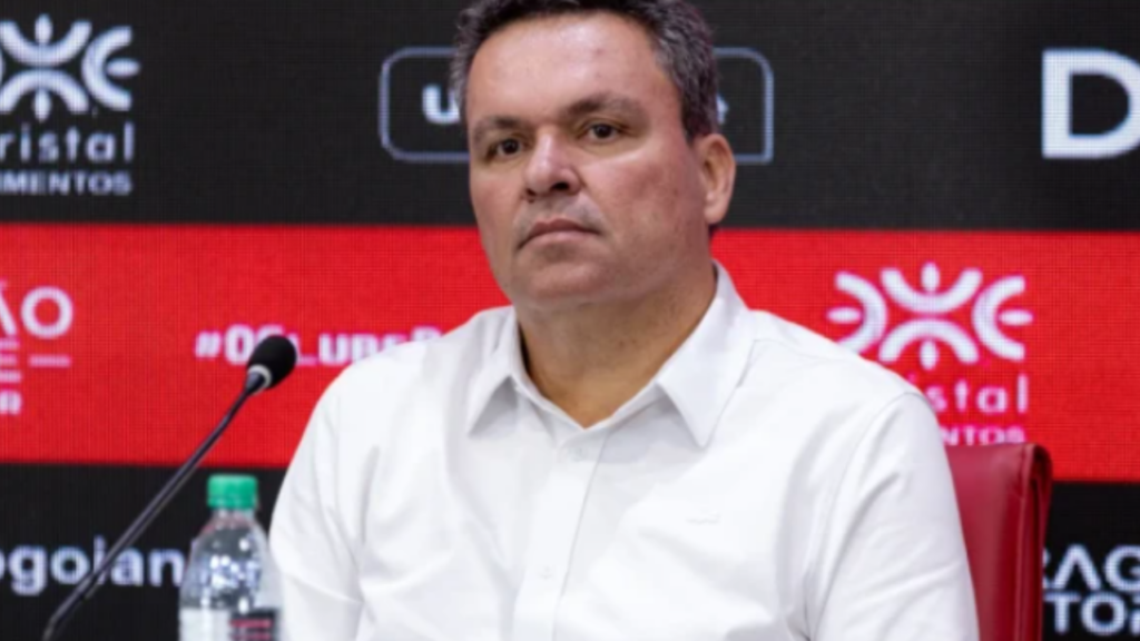 Adson Batista classifica como “absurda” proibição de short verde no Accioly