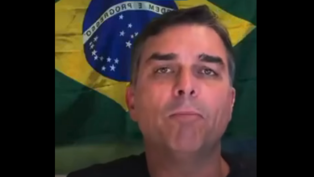 Flávio Bolsonaro lança campanha de doações e divulga plataforma digital para pré-candidatura; veja vídeo