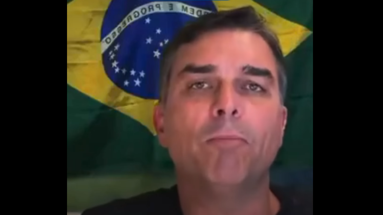 Flávio Bolsonaro lança campanha de doações e divulga plataforma digital para pré-candidatura; veja vídeo