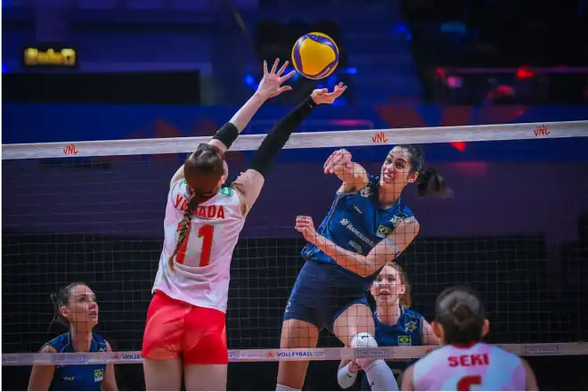 Brasil vence Japão de virada e enfrenta Itália na semifinal da VNL Feminina