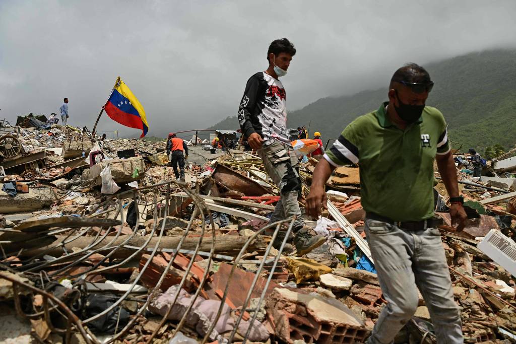 Número de mortos em terremotos na Venezuela sobe para 4.561 e mais de 17 mil seguem desabrigados