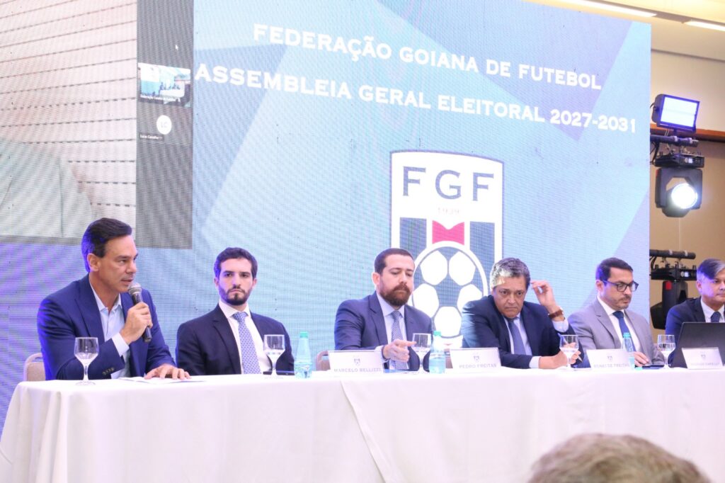 Governo de Goiás anuncia medidas de apoio ao futebol goiano