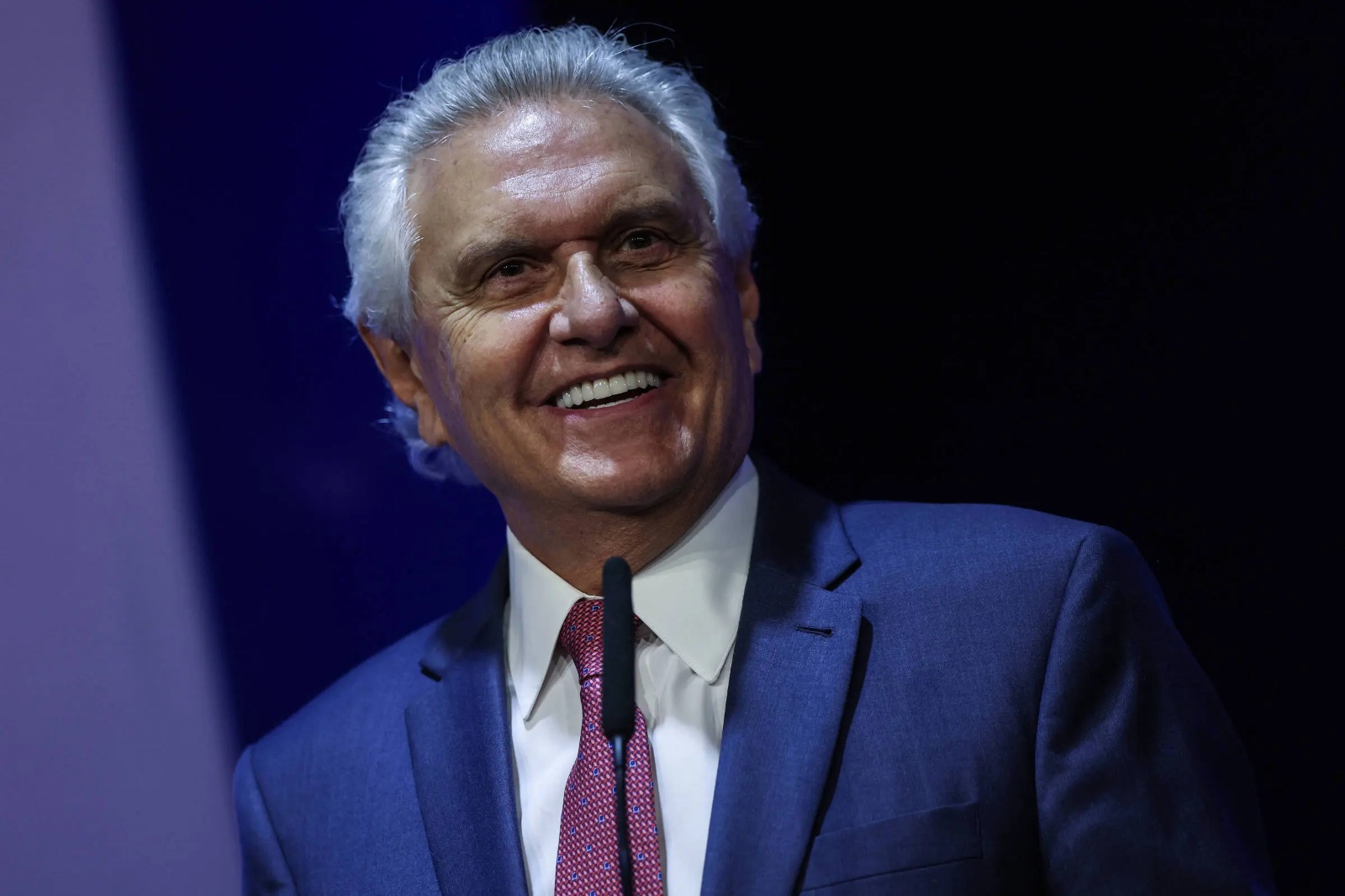 Caiado diz que Lula cuida de Flávio Bolsonaro como peru de Natal e critica candidatura do senador
