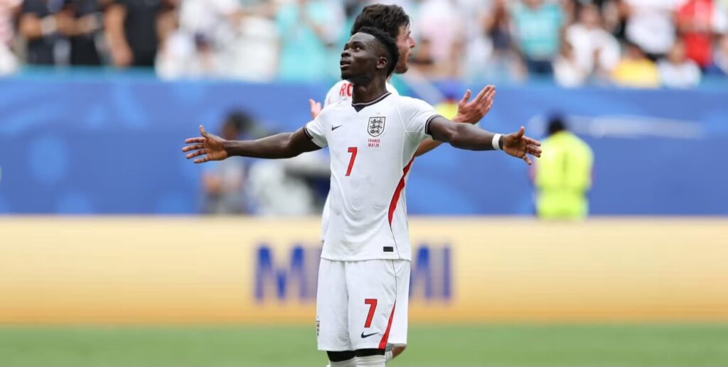 Inglaterra supera França em jogo histórico de 10 gols e garante terceiro lugar na Copa do Mundo