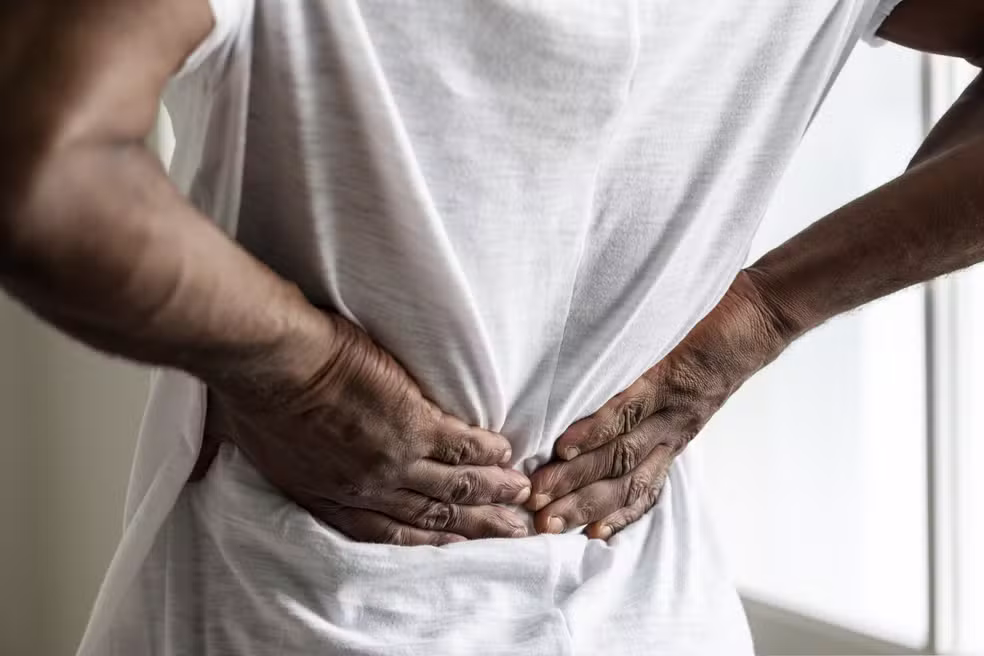 Brasileiros vivem mais, porém passam mais anos com problemas de saúde