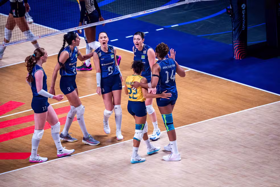 Brasil vence Itália no tie-break e vai à final em busca de título inédito na VNL