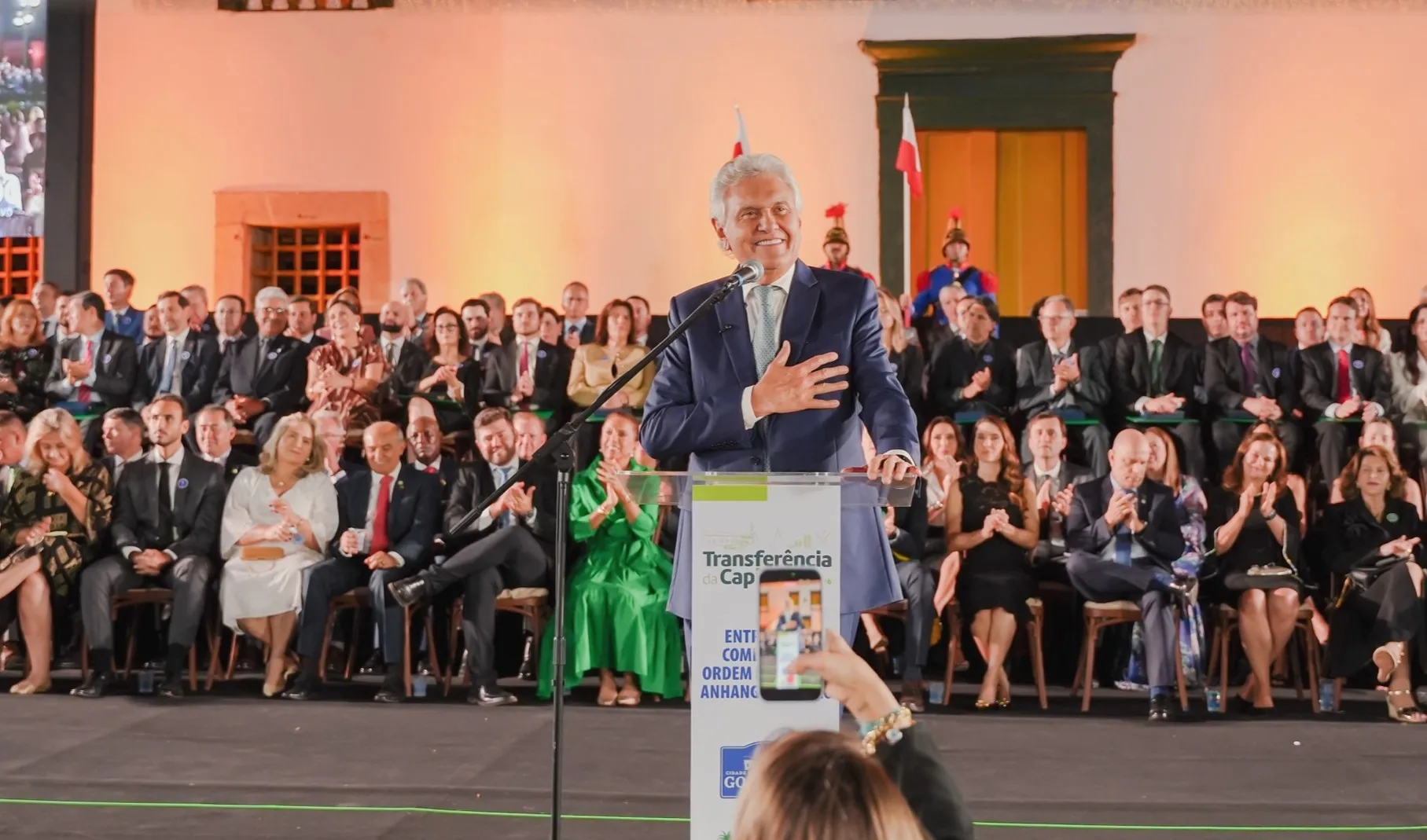 Ronaldo Caiado recebe Comenda do Mérito Anhanguera em solenidade na cidade de Goiás