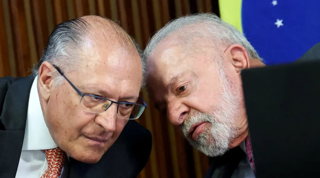 Governo federal discute impactos do tarifaço dos EUA com setores da indústria brasileira