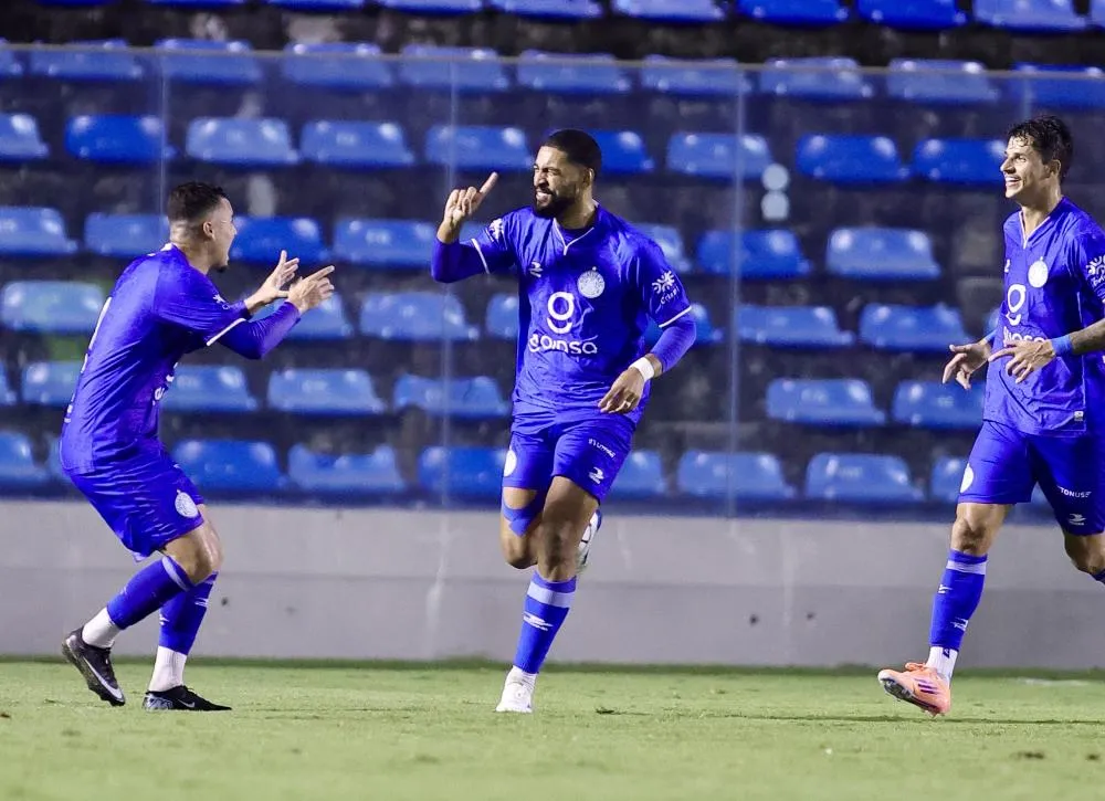 Azulão do Sul supera o Tubarão por 2 a 1 em Fortaleza, confirma classificação com placar agregado de 5 a 1 e enfrentará o ASA nas quartas de final da Série D