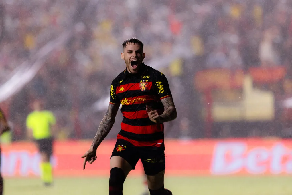 Sport assina renovação de contrato com o atacante Chrystian Barletta