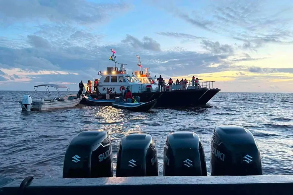 Sobe para 53 o número de mortos em naufrágio de balsa na Guiana