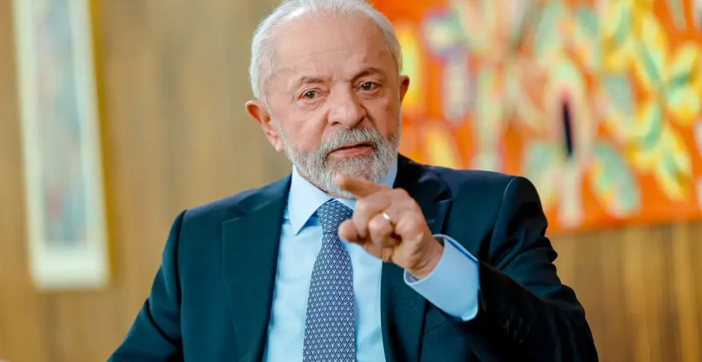 Crises com Paraguai e Argentina marcam semana da política externa de Lula
