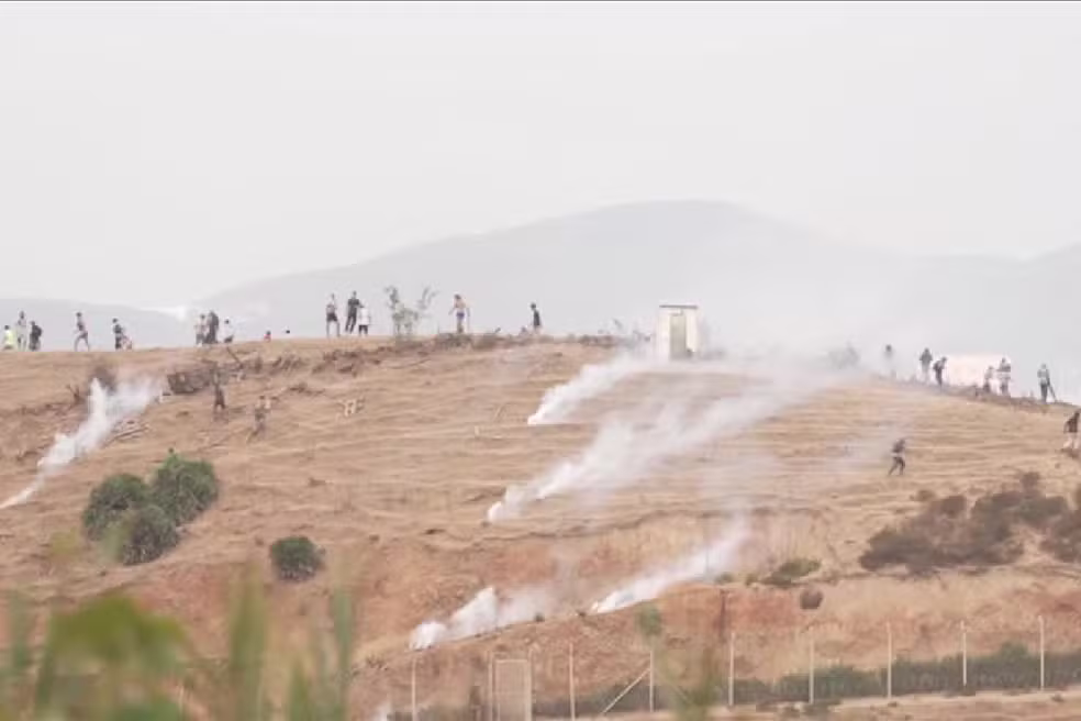 Espanha mobiliza 400 policiais e Exército para conter crise migratória em Ceuta com mais de 60 mil imigrantes