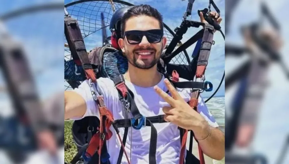 Aluno de aviação morre após “banho de óleo” em celebração de voo solo no Paraná
