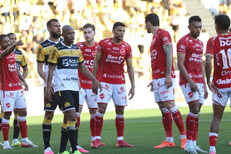 Vila Nova enfrenta Fortaleza em duelo direto que pode recolocar o Tigre na vice-liderança da Série B