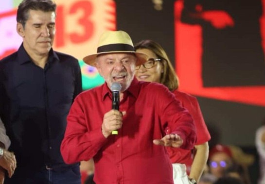 Lula propõe a Trump encontro com Putin e Xi para discutir a paz