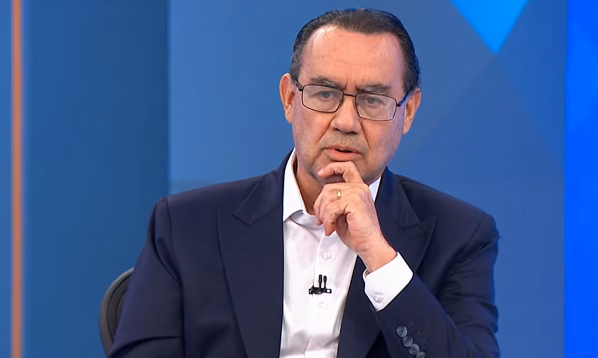 Augusto Cury nega uso de robôs nas redes sociais e atribui crescimento a "revolução silenciosa" após debate