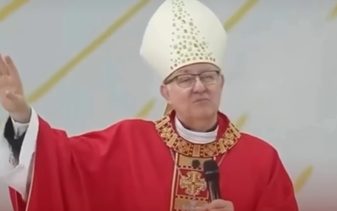 Dom Adair critica barulho de sons automotivos no Muquém e diz que ruído prejudica espiritualidade