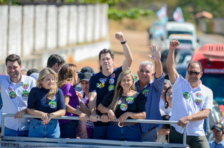 Em Itaguaru, Daniel Vilela inicia caravana pelo Vale do São Patrício e mobiliza lideranças da região