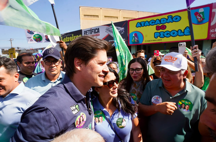 Daniel Vilela lidera grande carreata e mostra força na Região Noroeste de Goiânia