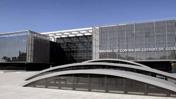 TCE-GO abre concurso com salário de quase R$ 12 mil e 16 vagas de nível médio