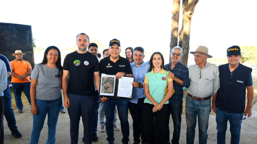 Prefeitura assina ordem para recapear 40 vias do setor fonte das águas, com investimento de R$ 8,6 milhões