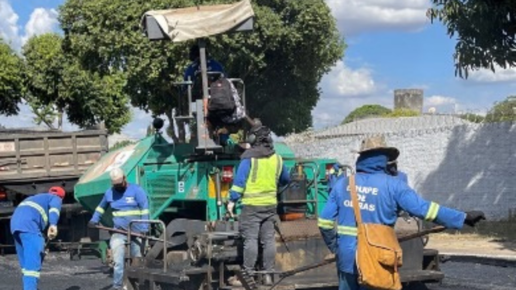 Programa Asfalto Novo recupera 450 km em Goiânia e mantém frentes em 11 bairros