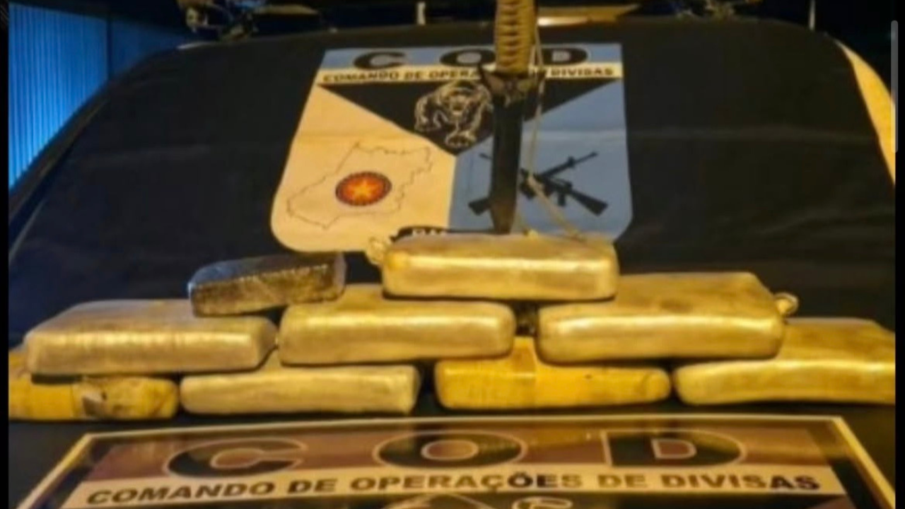 Jovem é preso em Jataí com oito tabletes de maconha em ônibus que seguia para Minas Gerais