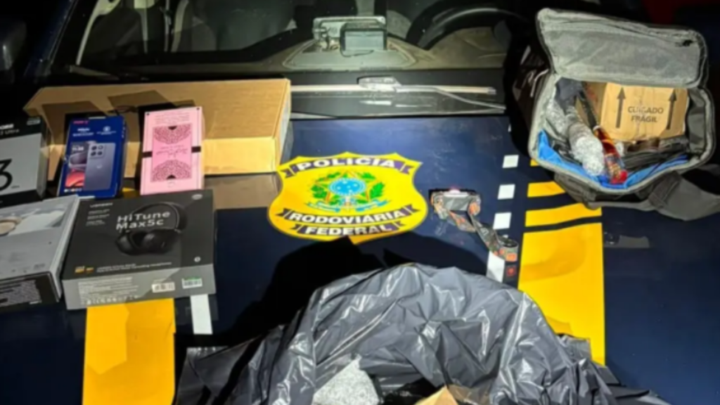 PRF prende dois suspeitos após carga dos Correios ser violada na BR-153
