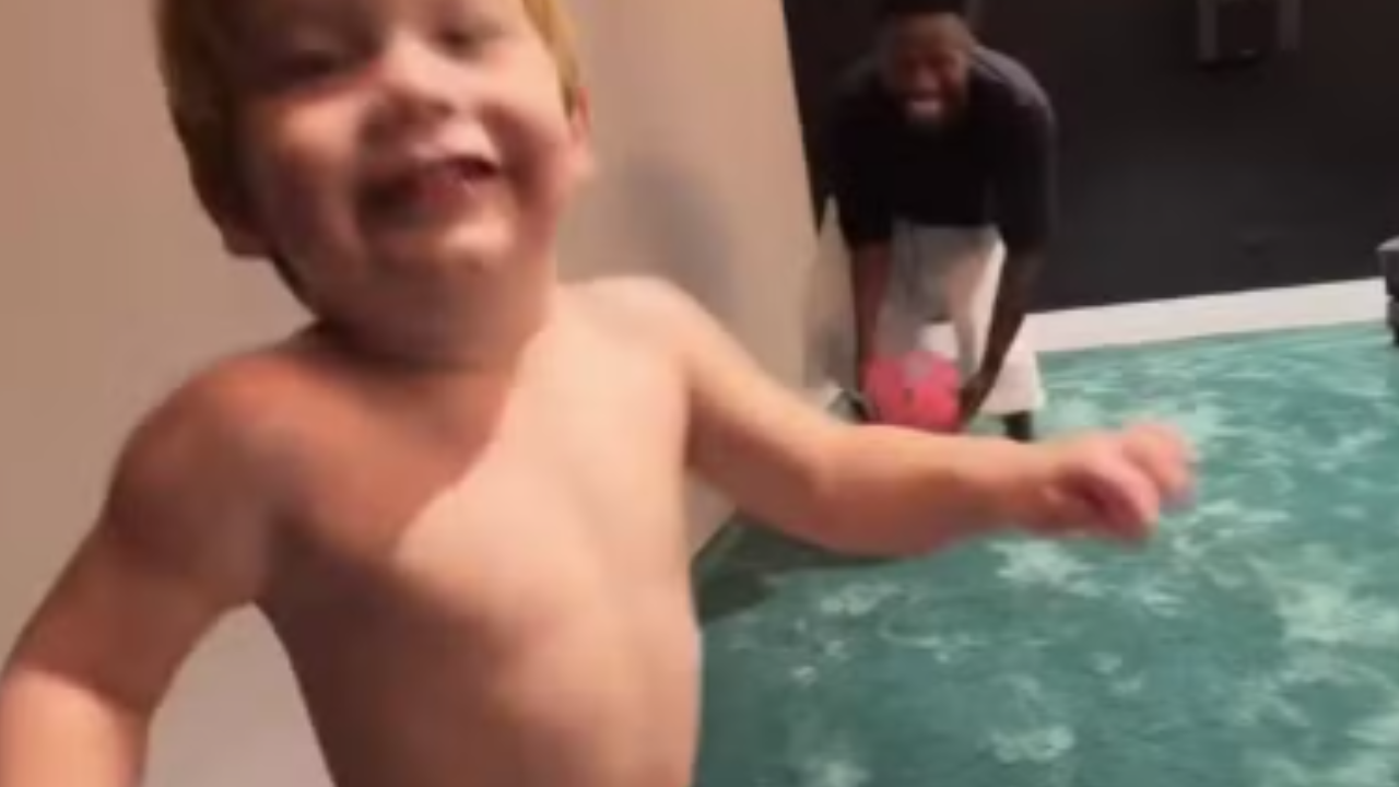 Zé Leonardo ganha destaque ao treinar futebol com Vini Jr. na Espanha; assista ao vídeo