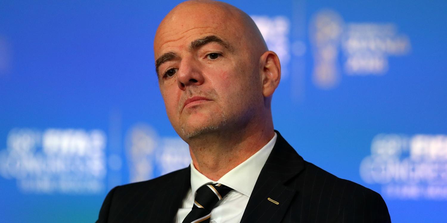 Infantino desiste de plano de investimentos privados na Fifa após ameaça de boicote da Uefa