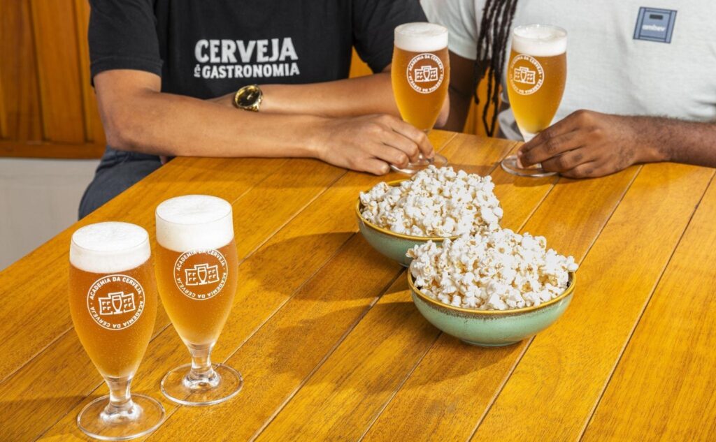 Dia da Cerveja: descubra como harmonizar a bebida com pratos de até R$ 25