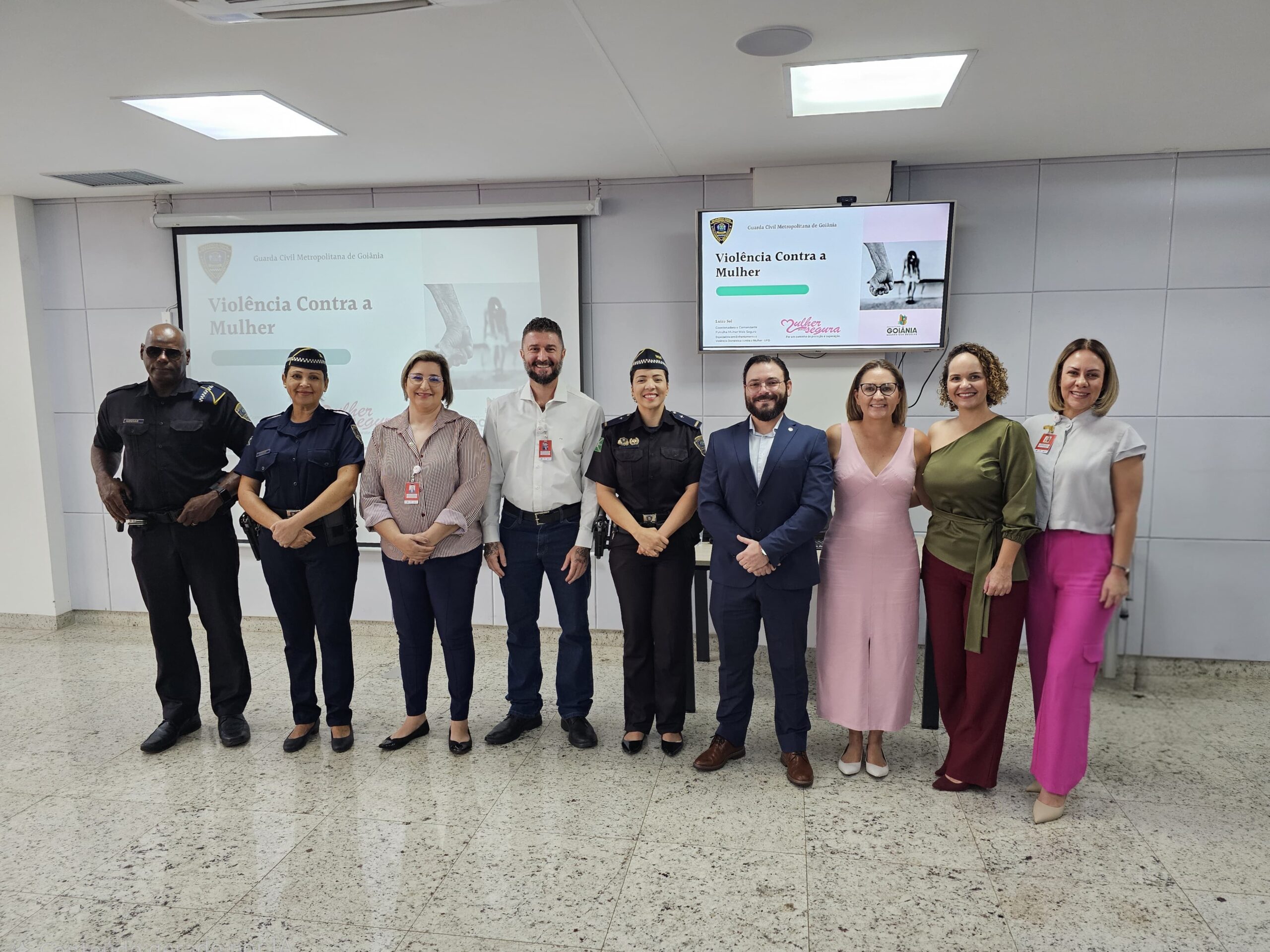 HMMCC recebe palestra sobre prevenção e enfrentamento à violência contra a mulher