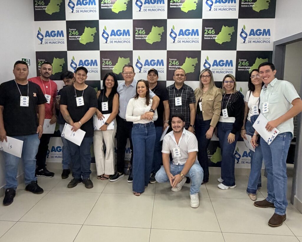 AGM e Sebrae GO capacitam servidores municipais para uso da Inteligência Artificial