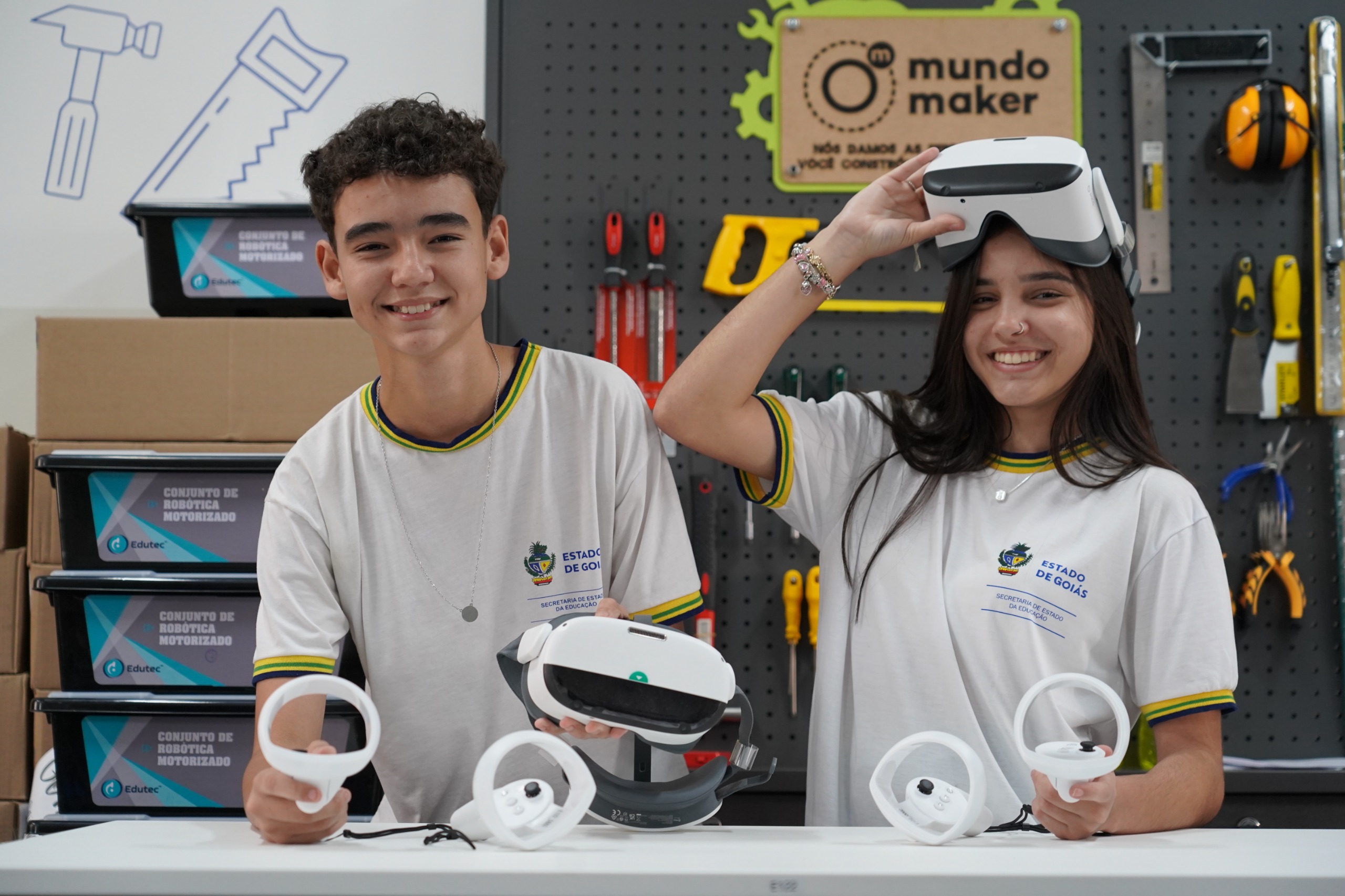 Rede estadual recebe ferramentas tecnológicas e materiais de apoio para o Enem